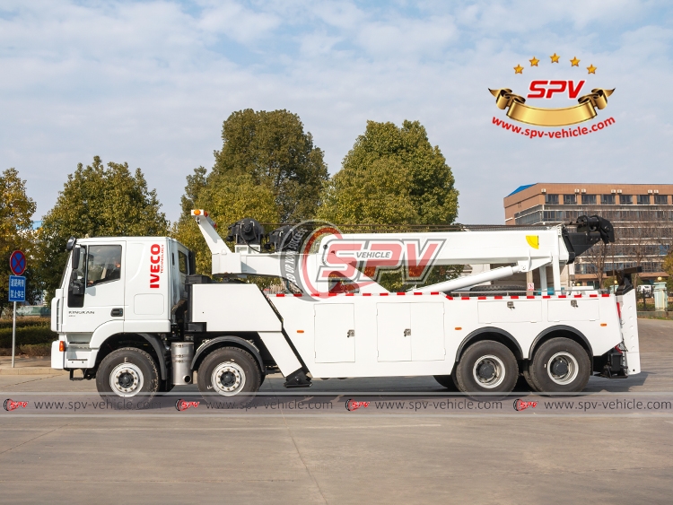 40 Tons Heavy Duty Rotator Wrecker IVECO - LS 40 Tons Heavy Duty Rotator Wrecker IVECO - LS
